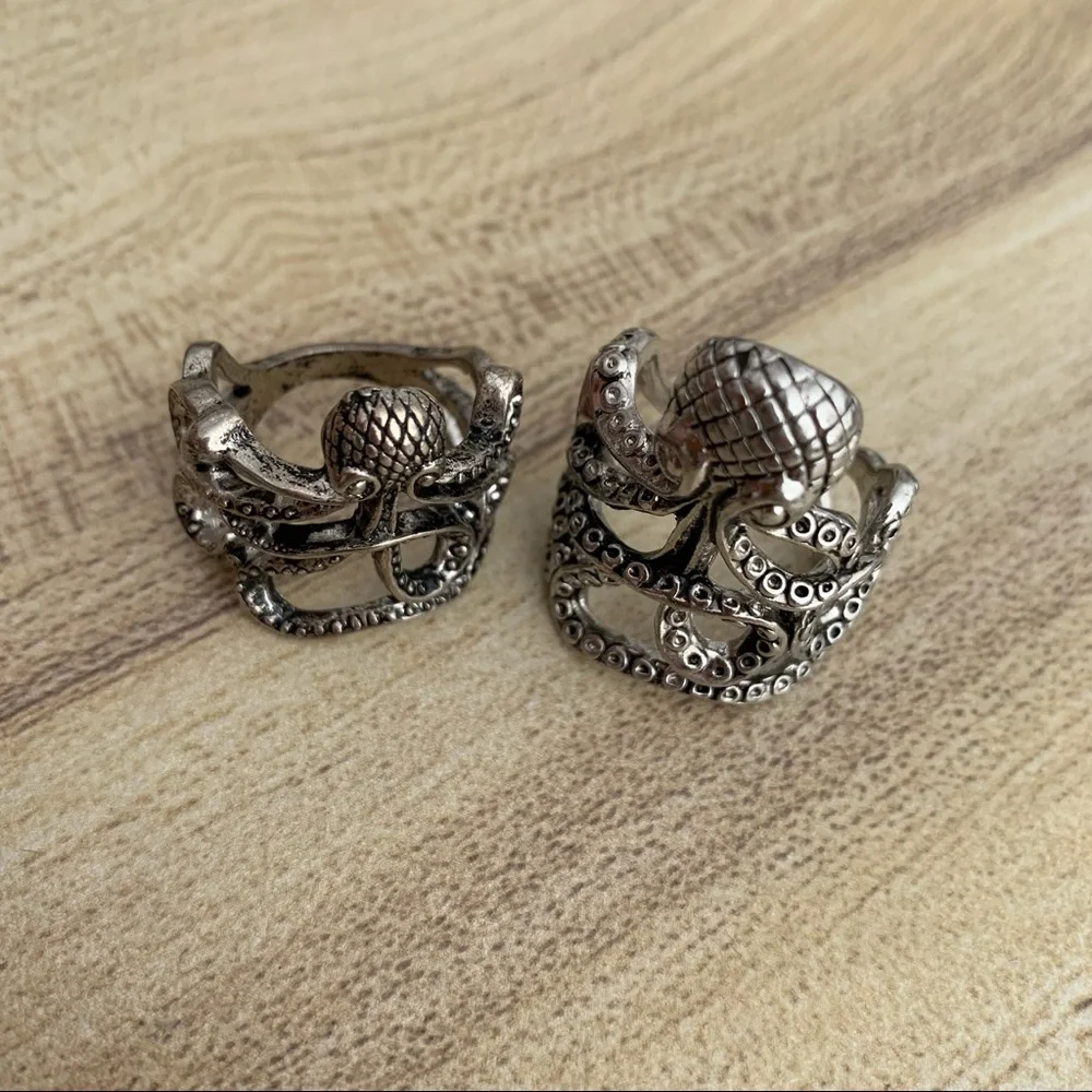 2 Octopus Rings - Picture 1 of 3